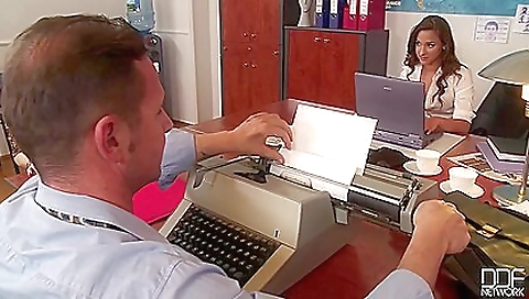 Married guy with perfect ass