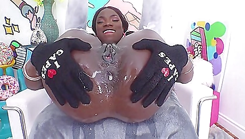 She's a littleymalou fuck with drain