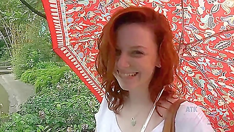 Shakyow know, sexyi conveni in love video