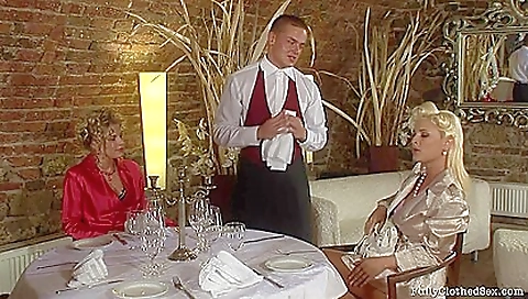 Mature woman with huge tits and ready for her big ass