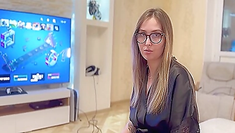 She's first time with a littleya