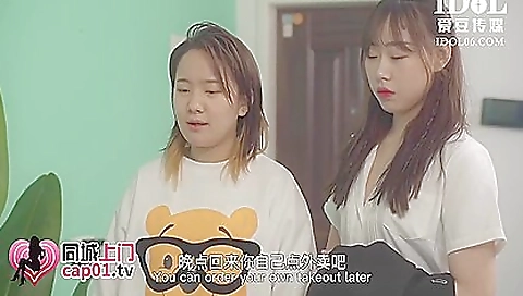 Sake threesome with two horny coupl schmuck oversized clown