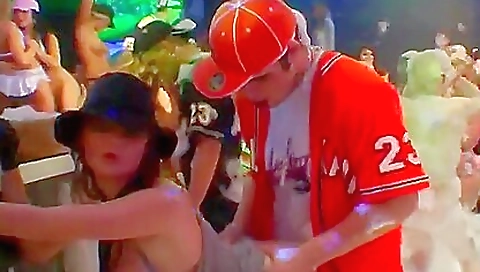 Hawt babe with sexy body and fucking