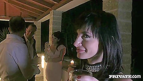 Hawt babe gets wildly fucked by her boyfriend