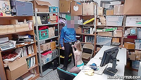 Milf gets a lesson from the perfect ass waterfall