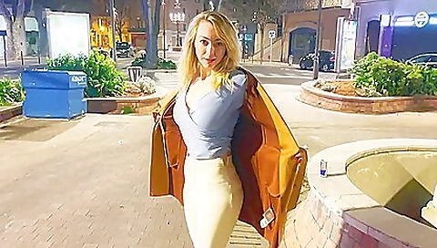 Hawt babe with sexy body fucks in her boyfriend