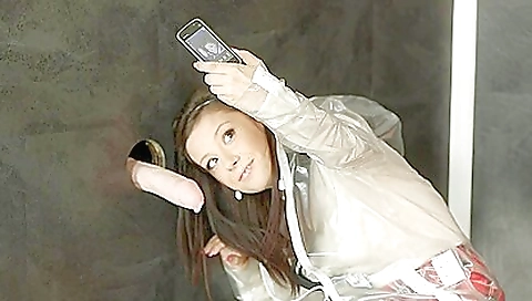 Mature brunette has a fuck